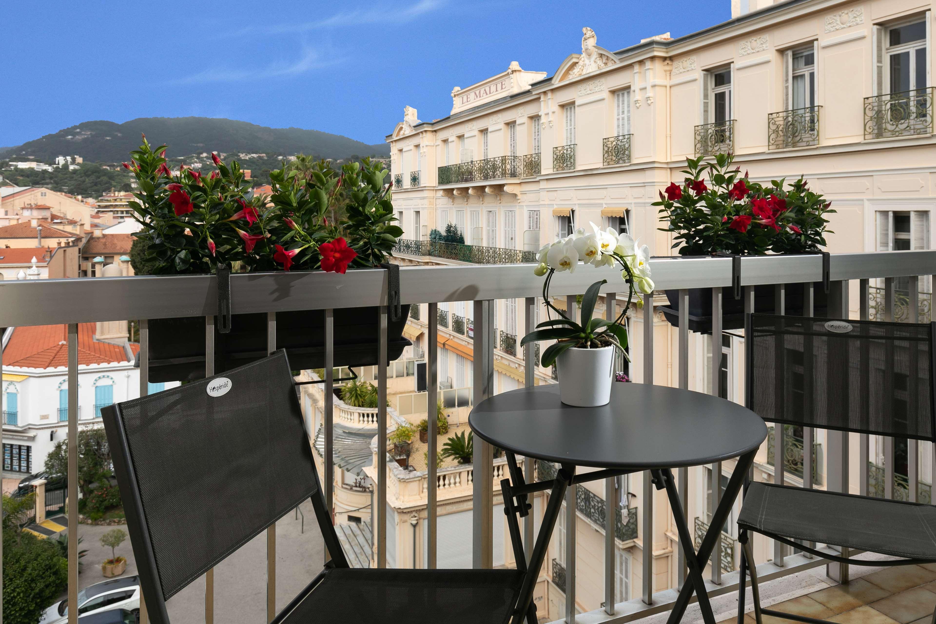 Hotel Menton Méditerranée Exterior foto